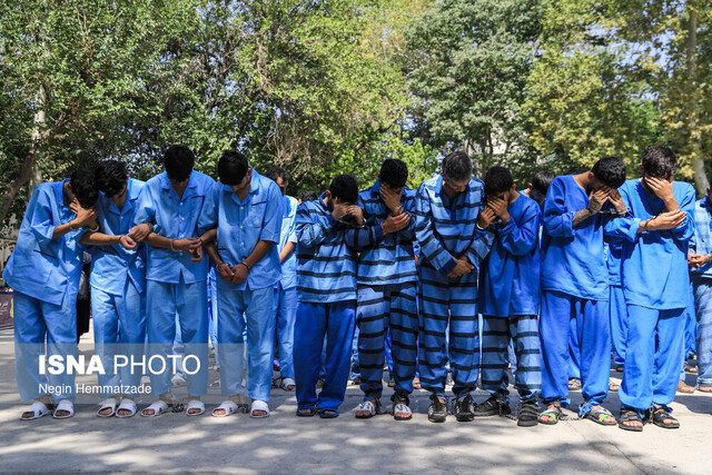 عکس تزئینی است پلیس یک شرکت هرمی را در پرند منهدم کرد