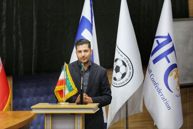 واکنش رییس دپارتمان داوری به صحنه خطا روی آزادی واکنش رییس دپارتمان داوری به صحنه خطا روی آزادی