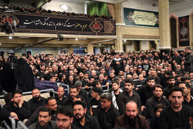 اولین شب مراسم عزاداری حضرت اباعبدالله الحسین علیهالسلام در حسینیه امام خمینی (ره)