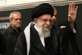 اولین شب مراسم عزاداری حضرت اباعبدالله الحسین علیهالسلام در حسینیه امام خمینی (ره)