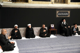 اولین شب مراسم عزاداری حضرت اباعبدالله الحسین علیهالسلام در حسینیه امام خمینی (ره)