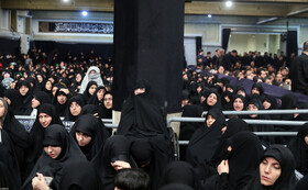 اولین شب مراسم عزاداری حضرت اباعبدالله الحسین علیهالسلام در حسینیه امام خمینی (ره)