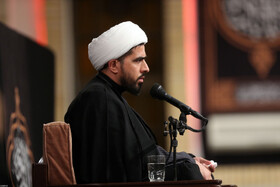 اولین شب مراسم عزاداری حضرت اباعبدالله الحسین علیهالسلام در حسینیه امام خمینی (ره)