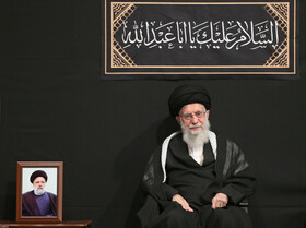 اولین شب مراسم عزاداری حضرت اباعبدالله الحسین علیهالسلام در حسینیه امام خمینی (ره)