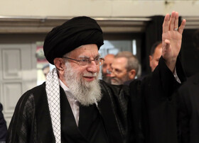 اولین شب مراسم عزاداری حضرت اباعبدالله الحسین علیهالسلام در حسینیه امام خمینی (ره)