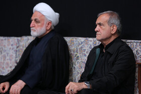 اولین شب مراسم عزاداری حضرت اباعبدالله الحسین علیهالسلام در حسینیه امام خمینی (ره)