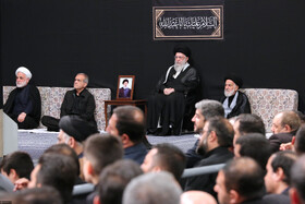 اولین شب مراسم عزاداری حضرت اباعبدالله الحسین علیهالسلام در حسینیه امام خمینی (ره)