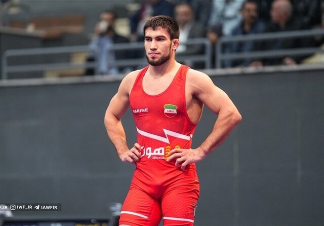 تصویر آرشیوی است. ویدیو/ فرار نفر سوم جهان از باخت در لیگ برتر کشتی آزاد