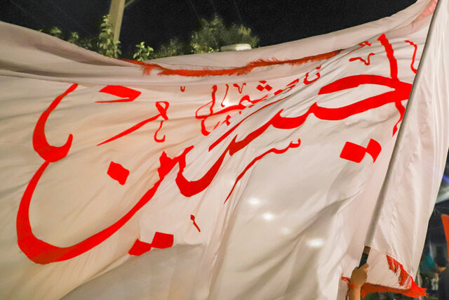 عباس پرپر میشد و آزادگی بر خاک میغلتید عباس پرپر میشد و آزادگی بر خاک میغلتید