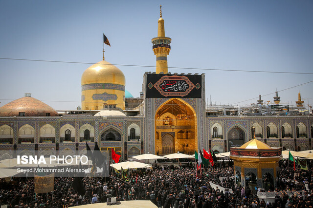 عکس از آرشیو ویژهبرنامههای عزاداری دهه دوم محرم در حرم مطهر رضوی