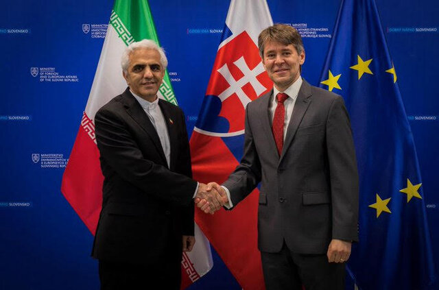 دیدار سفیر ایران با دیپلمات ارشد اسلواکی دیدار سفیر ایران با دیپلمات ارشد اسلواکی