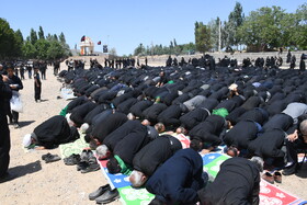 اقامه نماز ظهر عاشورای در روستای قلعه نو خراقان شاهرود استان سمنان