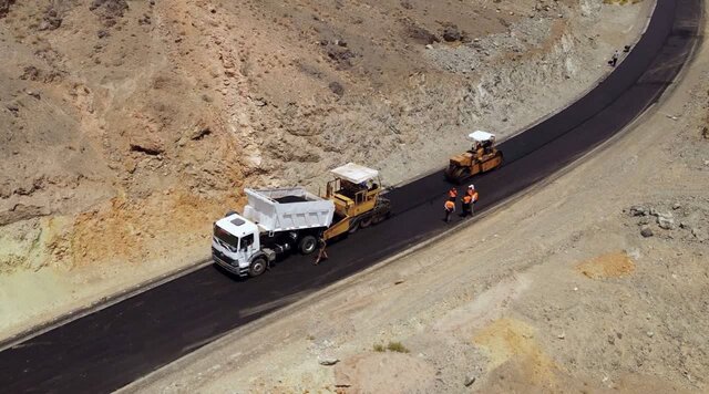 تزئینی تزریق اعتبارات ملی برای تکمیل پروژههای راهسازی