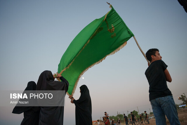 مراسم نمادین خاکسپاری شهدای کربلا - حمیدیه