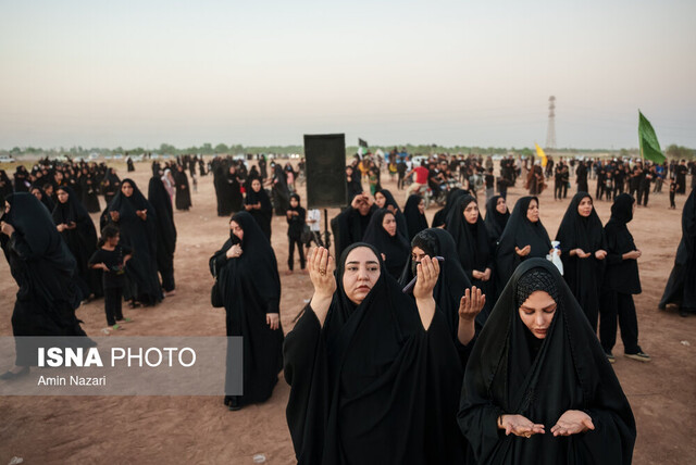 مراسم نمادین خاکسپاری شهدای کربلا - حمیدیه