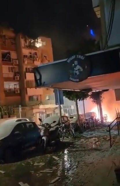 یک کشته، ۱۰ مجروح و خسارت گسترده در پی انفجار پهپاد یمنی در ساختمانی در تلآویو