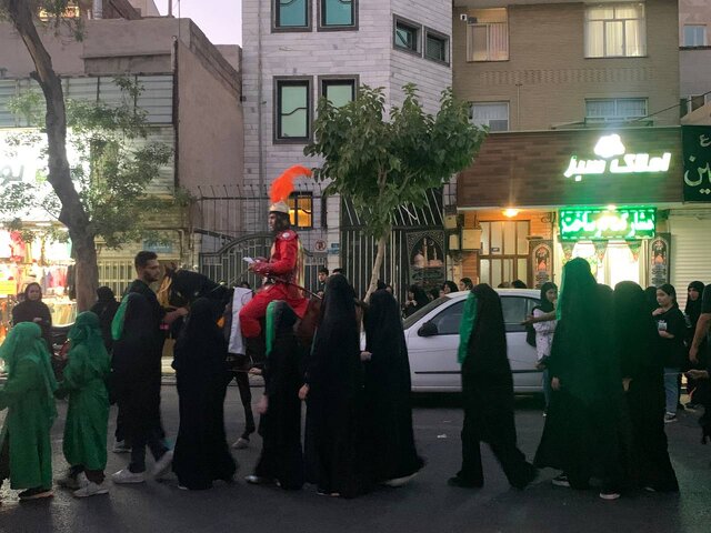 حرکت نمادین کاروان اسراء کربلا در یکی از قدیمیترین محلههای تهران+عکس و فیلم