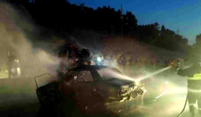 ۳ کشته و ۵ مصدوم در تصادف منجر به آتش سوزی پیکانها در جاده دهدشت به چرام