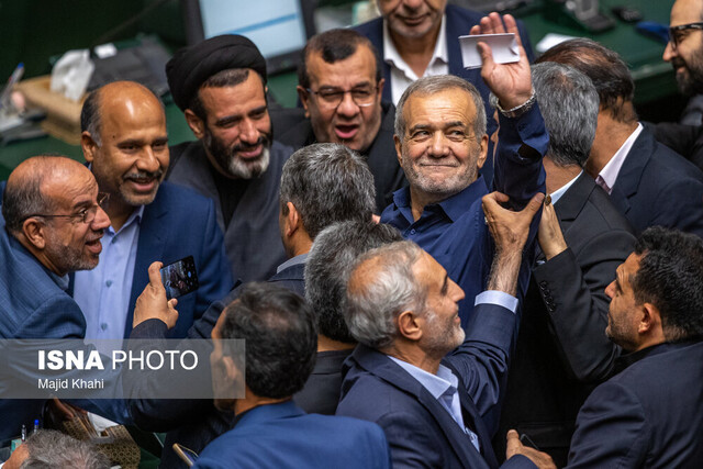 مسعود پزشکیان رئیس جمهور منتخب امروز در صحن علنی مجلس شورای اسلامی یزدیان: مجلس باید قوه عاقله حاکمیت باشد/ دولت باید مجلس را به عنوان بازوی کارشناسی ببیند