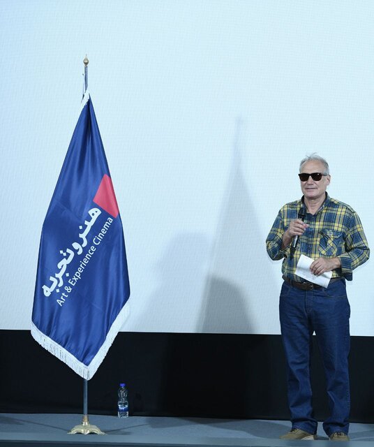 تقدیم فیلم «لاله کبود» به ضد قهرمانهای موج نو سینمای ایران