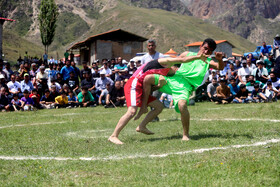 مسابقات سنتی کشتی لوچو در روستای کوهستانی چرات سوادکوه