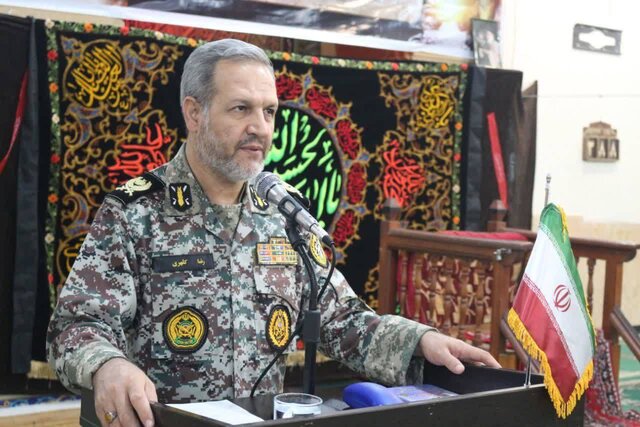 پیروزی در عملیات مرصاد مرهون وحدت ارتش و سپاه بود پیروزی در عملیات مرصاد مرهون وحدت ارتش و سپاه بود