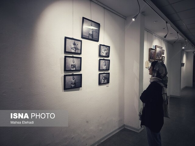 عکس خبر تزیینی است در سینماگالری ملت «دنیای موازی» پیدا شد