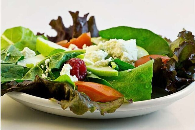 با رژیم گیاهخواری، واقعاً جوان میشوید! با رژیم گیاهخواری، واقعاً جوان میشوید!