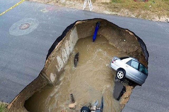 فرونشست، ایران را میبلعد! فرونشست، ایران را میبلعد!
