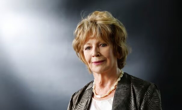 درگذشت «ادنا اوبرین» درگذشت «ادنا اوبرین»