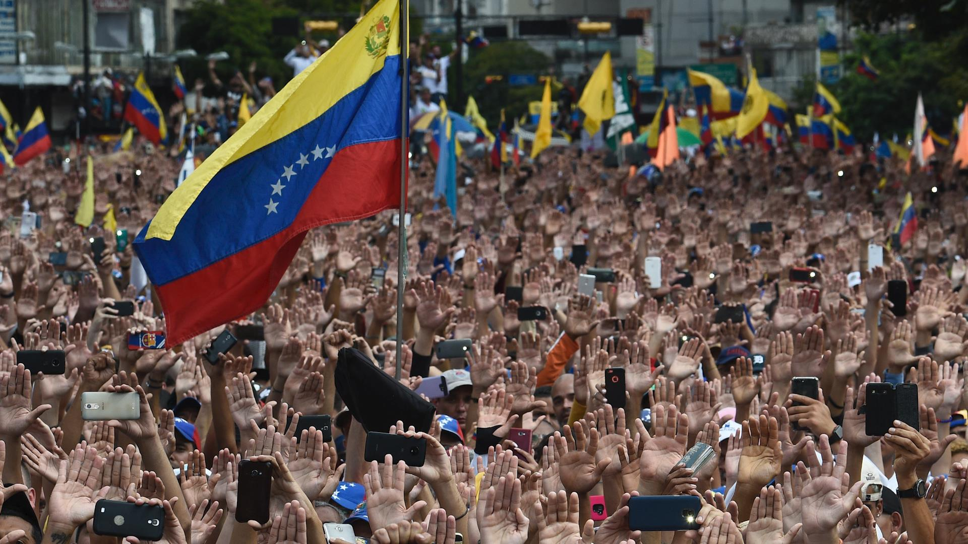 روسیه: اعتراضات ونزوئلا قطعا توسط واشنگتن تامین مالی میشود