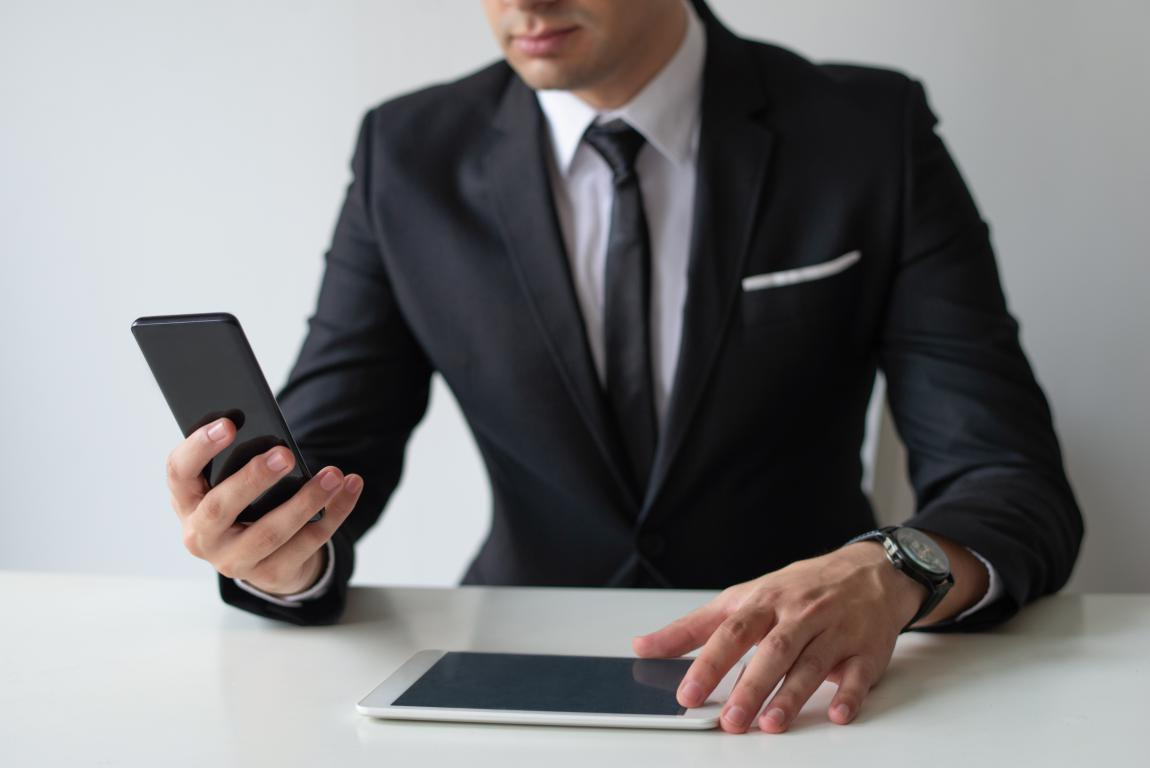 مشاوره حقوقی تلفنی؛ راهی مطمئن برای حل مسائل حقوقی