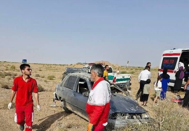 مصدومیت ۱۴ نفر در سه سانحه جادهای در استان سمنان مصدومیت ۱۴ نفر در سه سانحه جادهای در استان سمنان