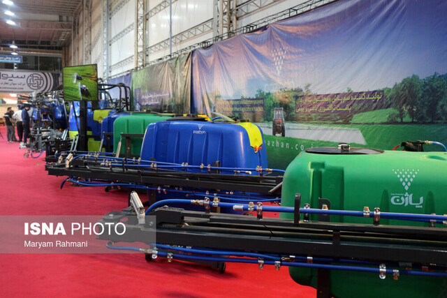 عکس تزئینی است ورود ماشین آلات کشاورزی تخصصی به ناوگان مکانیزاسیون استان بوشهر
