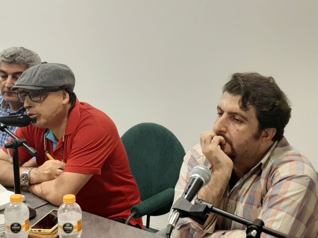 «تاش» نوعی قلمزدن آزادانه و رها روی بوم است