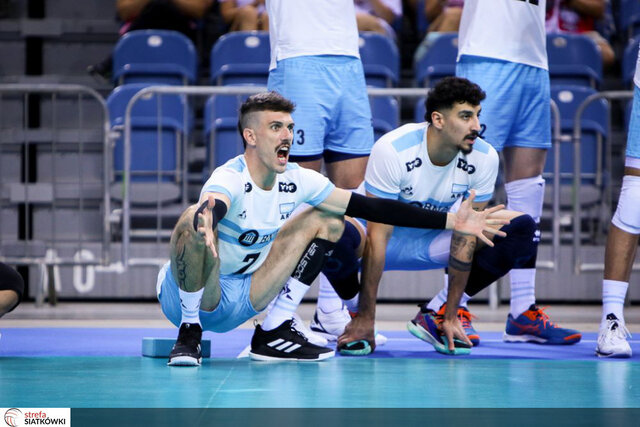 خداحافظی کونته از دنیای والیبال خداحافظی کونته از دنیای والیبال