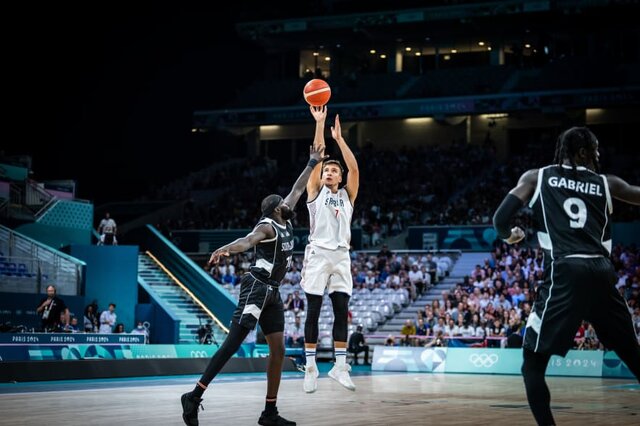 صعود مقتدرانه آمریکا به یکچهارم المپیک/ پیروزی صربها مقابل شگفتیسازان