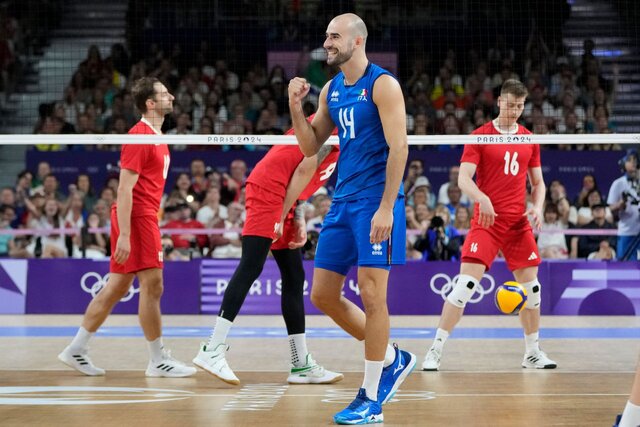 عکس آرشیوی است ایتالیا والیبال لهستان را زمینگیر کرد