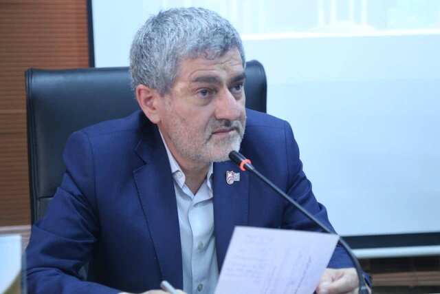 برنامهریزی برای افزایش عوارض مطب پزشکان در خیابان زند شیراز / افزایش قیمت نان غیرقانونی است برنامهریزی برای افزایش عوارض مطب پزشکان در خیابان زند شیراز / افزایش قیمت نان غیرقانونی است
