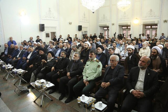 داستان سفر شهید جمهور به اصفهان و حسرت ندیدن آیتالله مستجابی داستان سفر شهید جمهور به اصفهان و حسرت ندیدن آیتالله مستجابی