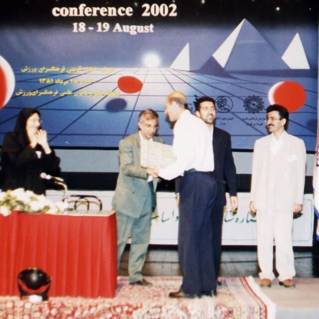 شکار شهابها و آذرگویهای بارش شهابی پِرساووشی در کویر فوقالعاده تاریک شاهرود