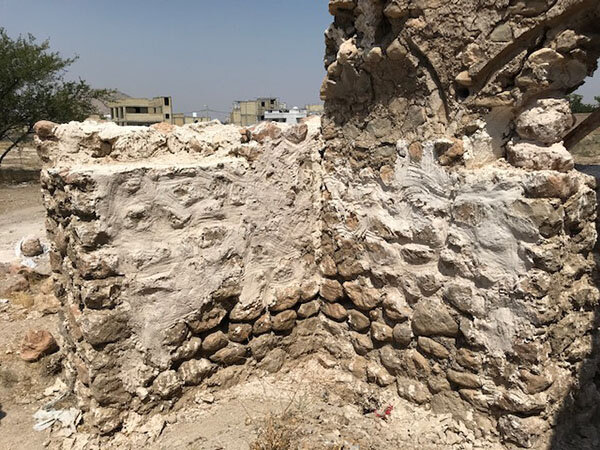 مرمت شلخته چهارتاقی تاریخی + عکس