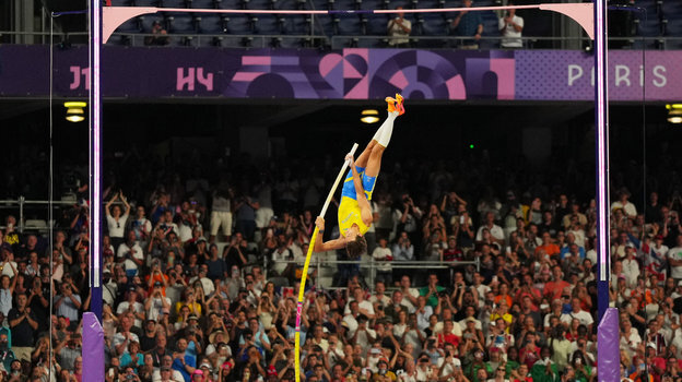 ویدیو/ چگونه پرنده سوئدی جهان ورزش را شگفتزده کرد؟ ویدیو/ چگونه پرنده سوئدی جهان ورزش را شگفتزده کرد؟