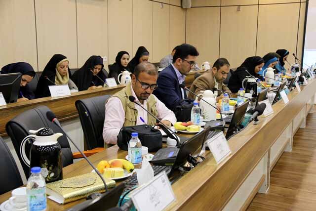 «خبرنگار» صداها را مخابره میکند اما دردهایش به جایی نمیرسد