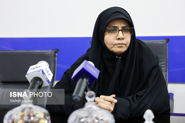 نقشآفرینی و الهام بخشی بانوان ایرانی در میدانهای ایثار و مقاومت نقشآفرینی و الهام بخشی بانوان ایرانی در میدانهای ایثار و مقاومت