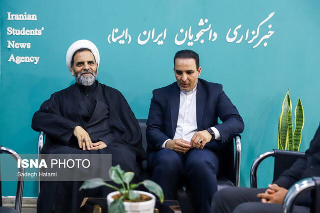 عکس از آرشیو پوشش زنده مراسم تحویل سال بقاع متبرکه از صداوسیمای خراسان رضوی