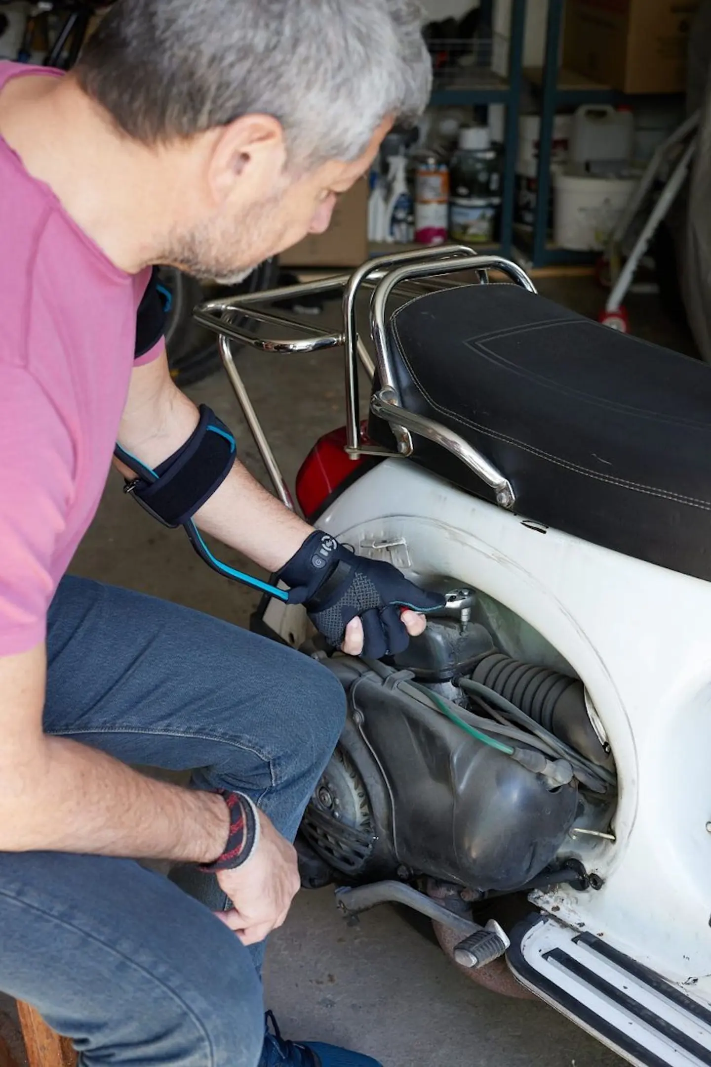 دستکشی برای بازگرداندن قدرت به دستهای ضعیف شده