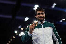 المپیک ۲۰۲۴ پاریس؛ کسب اولین مدال طلای کاروان ایران توسط محمدهادی ساروی فرنگی کار وزن ۹۷ کیلوگرم ایران