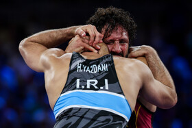 المپیک ۲۰۲۴ پاریس؛ حسن یزدانی در وزن ۸۶ کیلوگرم کشتی آزاد در دیدار نیمه‌نهایی مقابل مایلس آمینه از سن مارینو