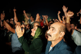 تماشای مسابقه فینال کشتی سعید اسماعیلی در پارک کرناسیان دزفول